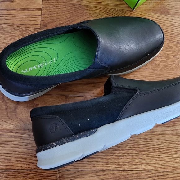 Men's Black Slip-On Shoes - Picture 9 of 9